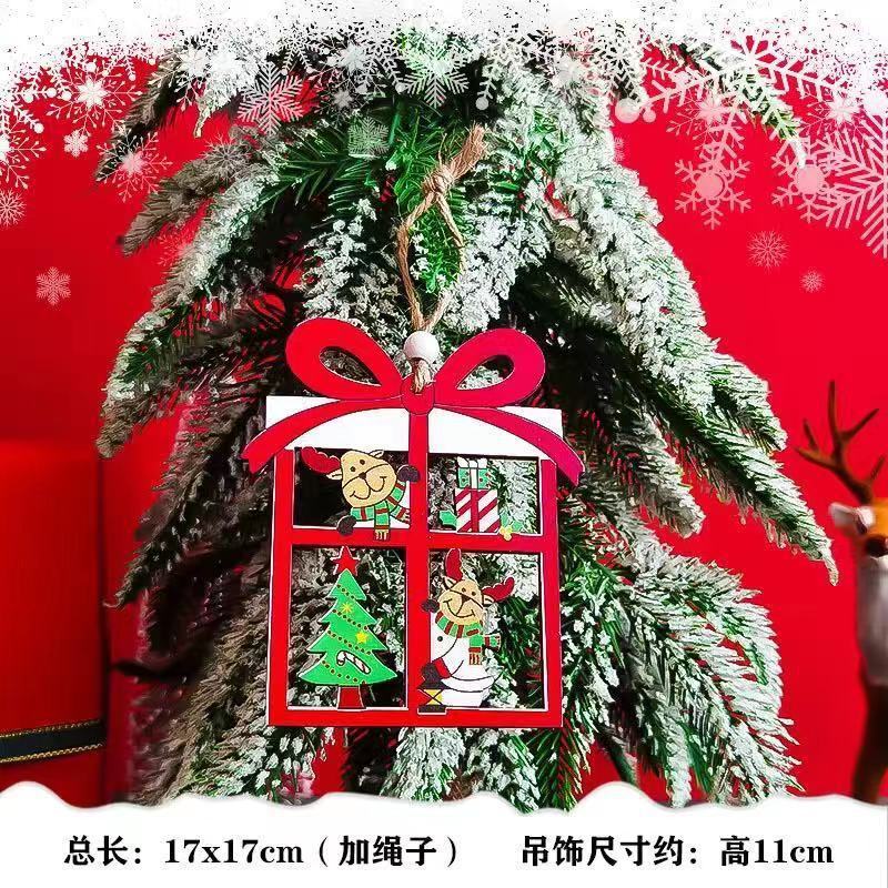 Christmas decorations wooden Christmas tree pendants hollow small pendants wooden five-pointed star bell pendants creative gifts