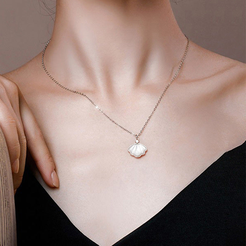 S925 sterling silver projection shell mother-of-pearl necklace for women, no fading, Korean fashion, ins style, light luxury clavicle chain wholesale