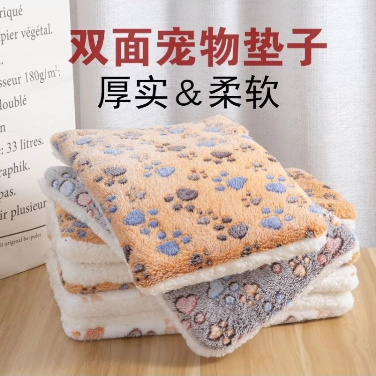 Winter pet mat cat bed four seasons universal warm flannel dog bed dog blanket cat mat pet bed wholesale