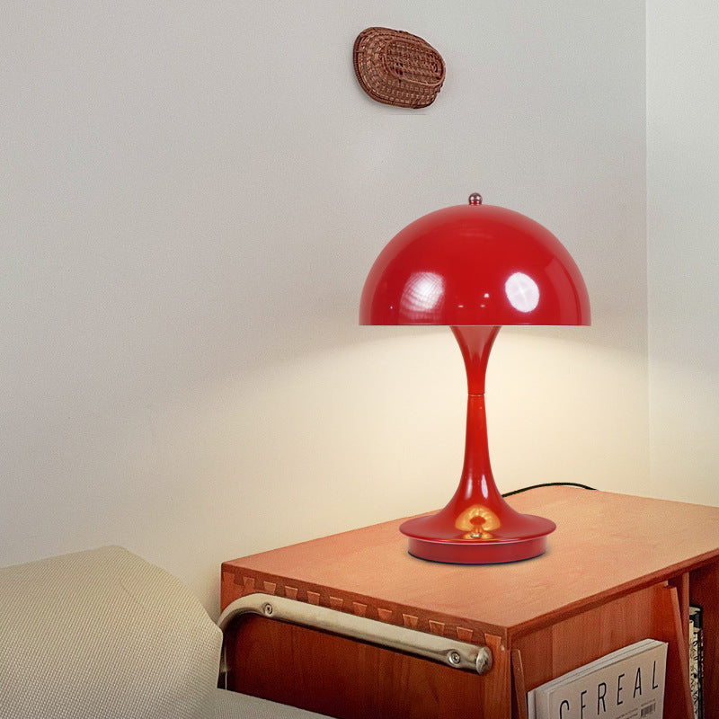 Cross-border Danish mushroom table lamp bedroom bedside ins style bud lamp retro personality charging touch decorative table lamp