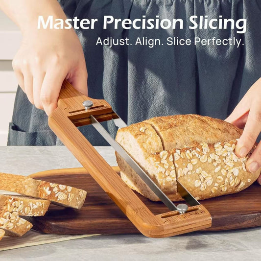 New wooden bread slicer, household wooden bread slicer, serrated wooden knife, bread cutter.