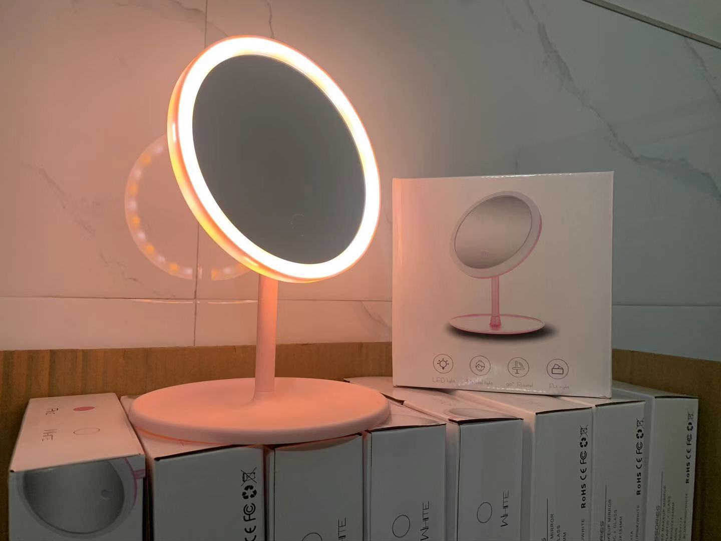 Send Douyin Internet celebrity led makeup mirror desktop desktop mirror student convenient fill light beauty mirror color box