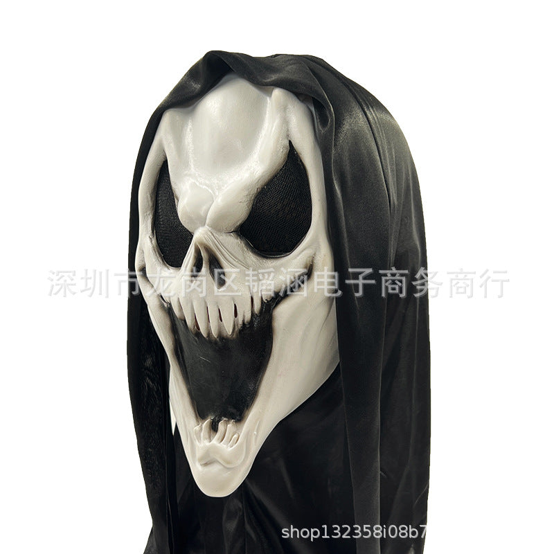 Screaming mask cos horror skull headgear metamorphosis horror white ghost face ghost festival halloween head cash