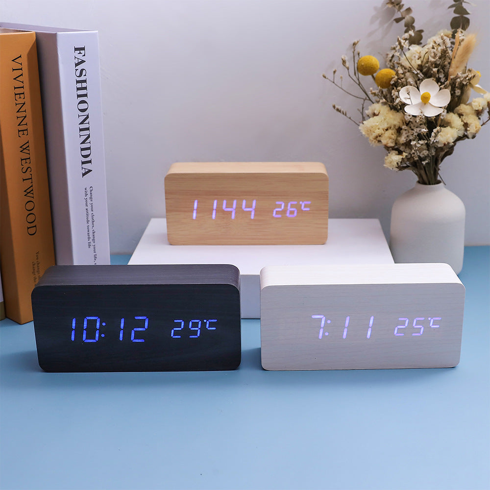 Creative multifunctional voice-controlled wooden clock, simple wooden clock for home, multifunctional electronic clock for student gifts