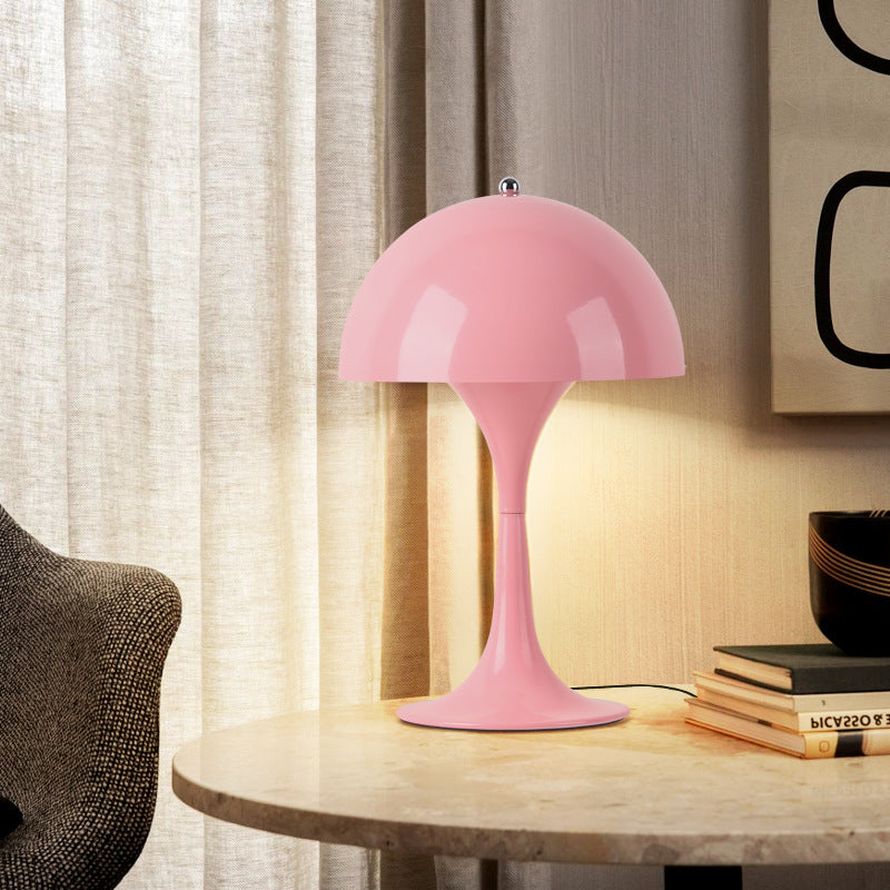 Cross-border Danish mushroom table lamp bedroom bedside ins style bud lamp retro personality charging touch decorative table lamp