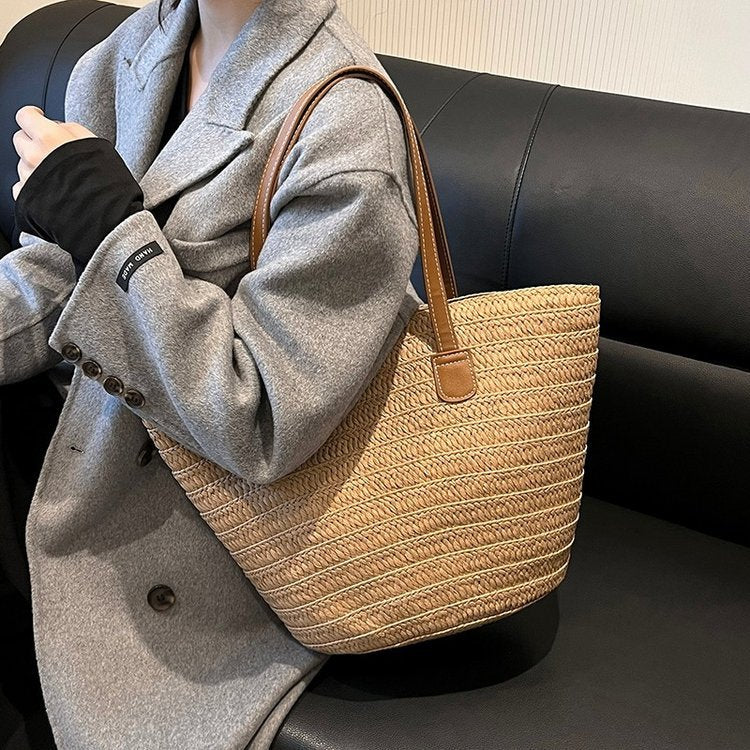 Fashion single shoulder straw bag 2024 new women's bag large capacity woven tote bag seaside holiday hand-held beach bag