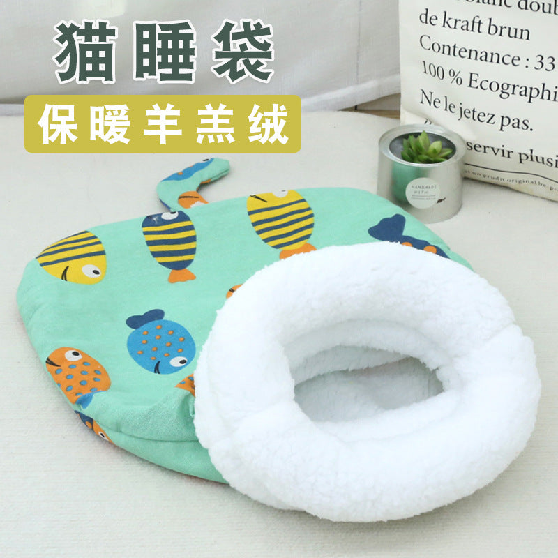 Autumn and winter warm pet sleeping bag lamb fleece warm kitten nest drilling hole quilt semi-enclosed puppy nest for dogs and cats