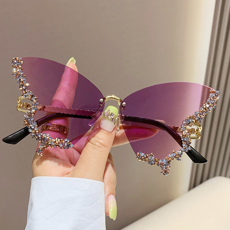 Cross-border 2023 new butterfly shape diamond-encrusted frameless sunglasses women's fashion personality exaggerated sunglasses European and American Internet celebrities