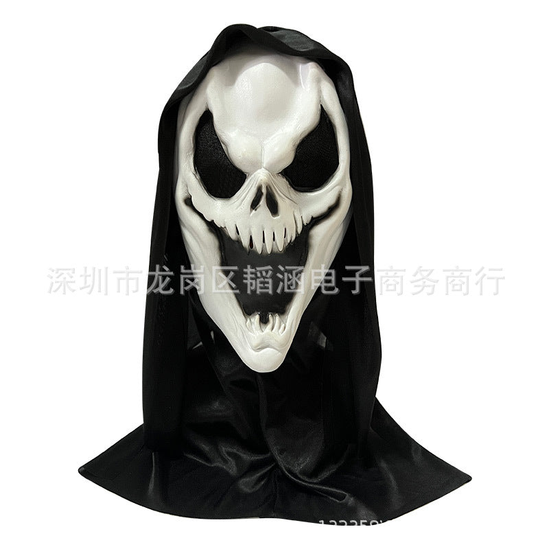 Screaming mask cos horror skull headgear metamorphosis horror white ghost face ghost festival halloween head cash